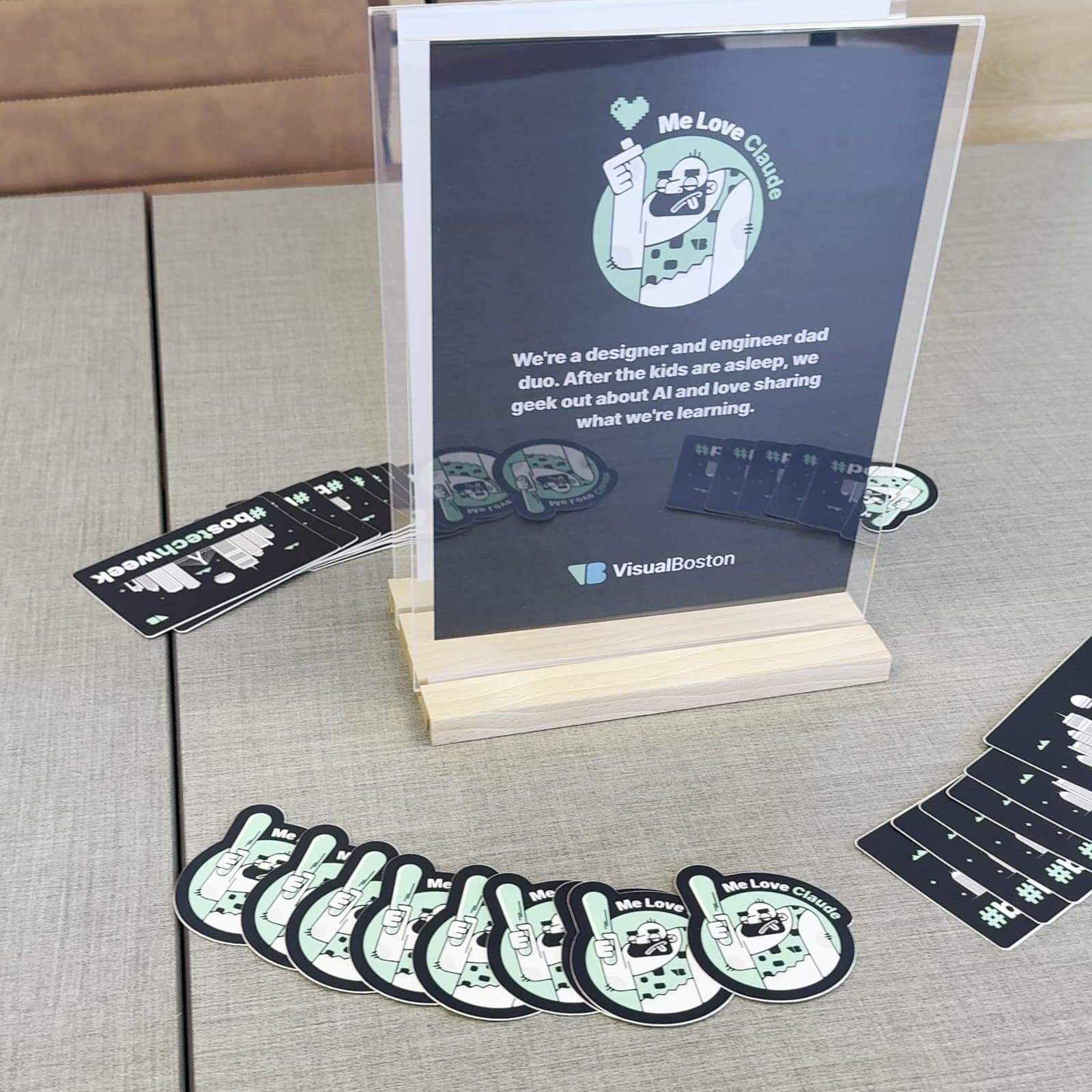 The “Me Love Claude” swag table