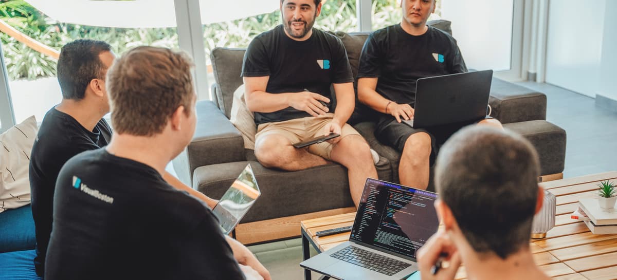 The advantages of working with a smaller design and development team for your startup